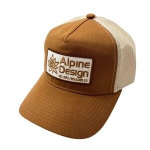 NWOT Alpine Design 5 Panel Logo Patch Mesh Trucker Hat